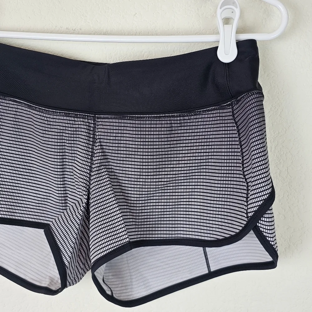 Lululemon Speed Short H2O Black White Stripe Swim Run